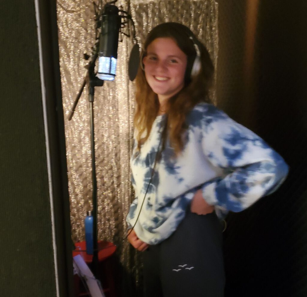 https___lisapattersonmusic.com___static_4f7f020235a238df0f48c1aa330e8dd0_sloane_booth